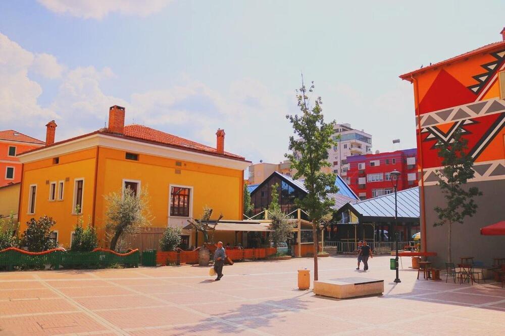 Angie'S Perfect Location Flat - Walk To Sights Tirana Exterior photo